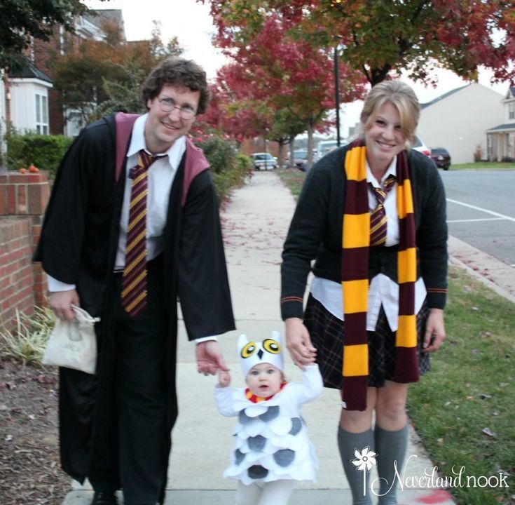 30+ Easy Family Halloween Costumes - Motherly